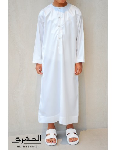 Satijnwitte Emirati kinder Qamis