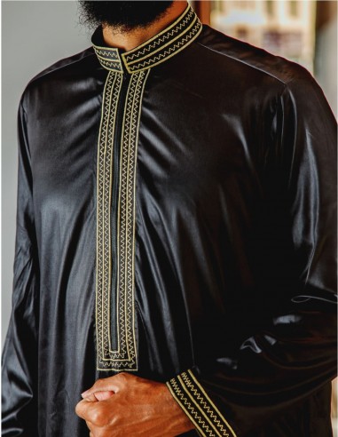 Qamis Ameer Black With Embroidery